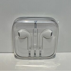 Genuine Apple Wired Ear Phones Volume Control 3.5mm Aux Jack with Hard Case